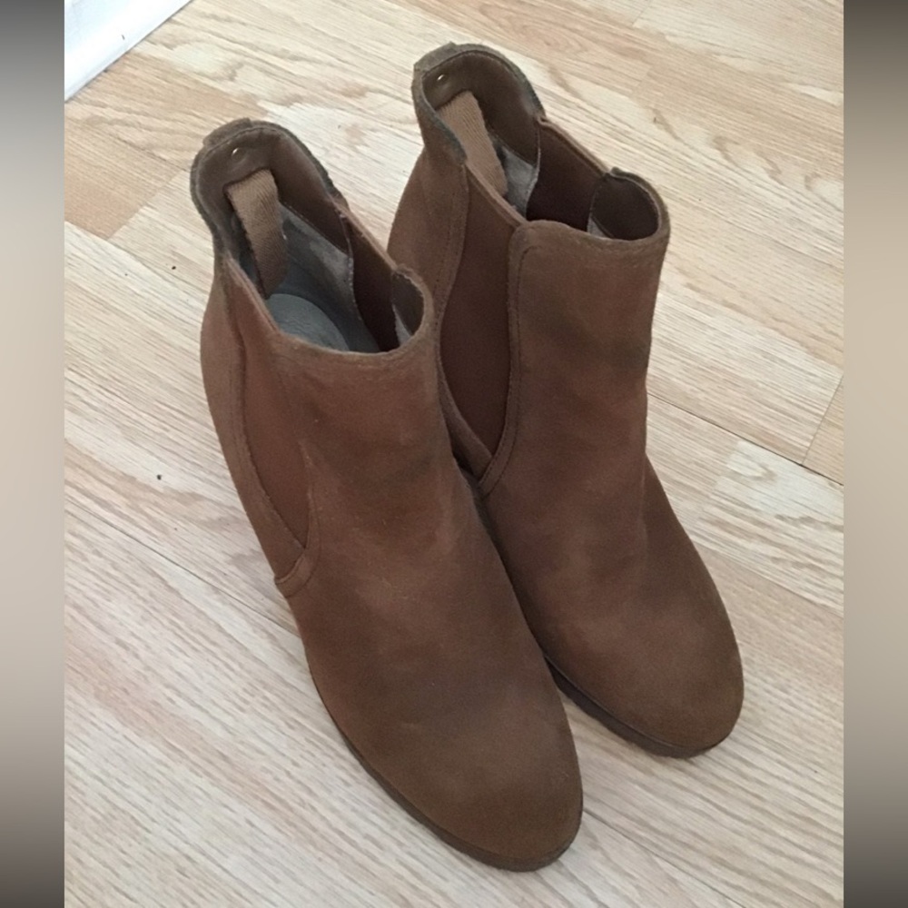 Michael Kors Cognac Wedge Bootie - Picture 2 of 8